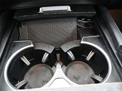 Used 2021 Mercedes-Benz GLE 350 image 6