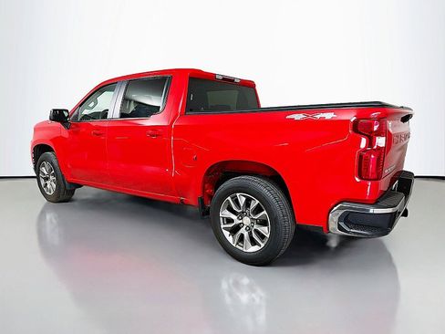 Used 2020 Chevrolet Silverado 1500 LT AWD/4WD image 5