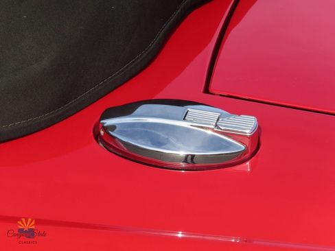 Used 1990 Jaguar XJS V12 Convertible image 28