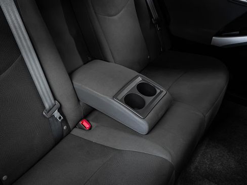 Used 2013 Toyota Prius Two image 32