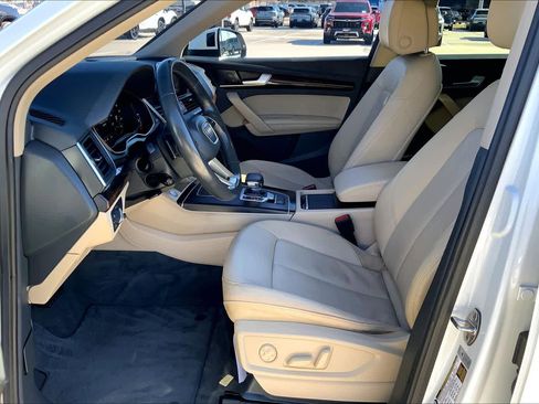 Used 2019 Audi Q5 Premium Plus w/ Premium Plus Package image 8