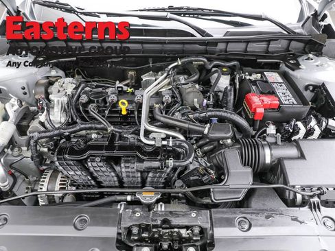 Used 2024 Nissan Altima 2.5 SV image 7