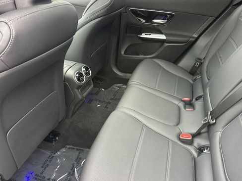 Certified 2025 Mercedes-Benz GLC 300 4MATIC image 12