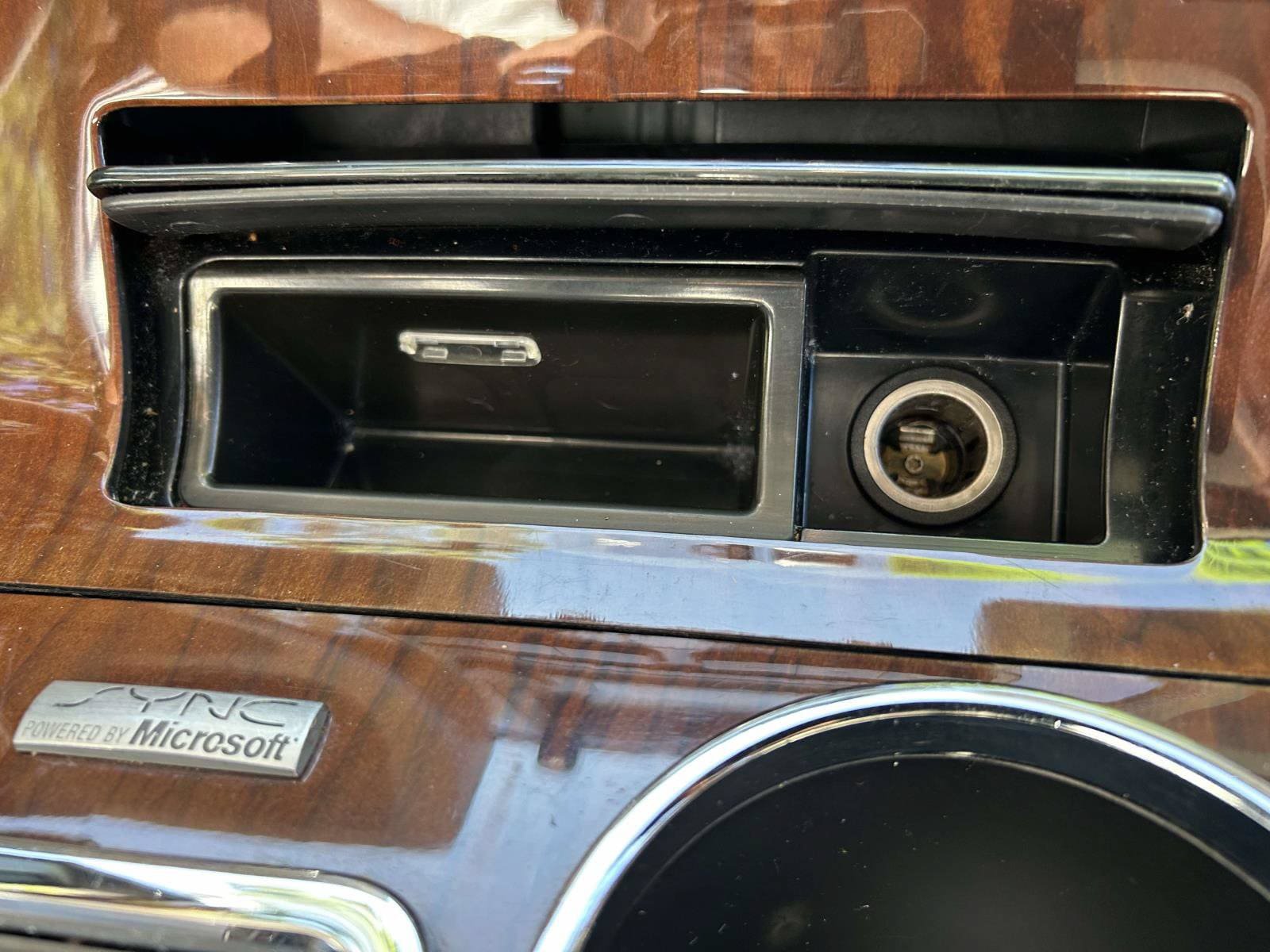 Used 2014 Lincoln Navigator 2WD image 28