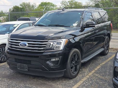 Used 2021 Ford Expedition XLT RWD image 4
