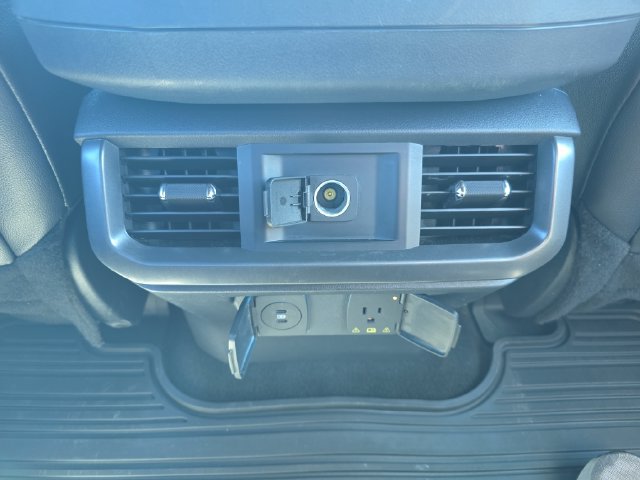 Used 2024 Ford F150 Lariat w/ Bed Utility Package AWD/4WD image 17