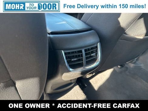 Used 2024 Chevrolet Malibu LT image 31