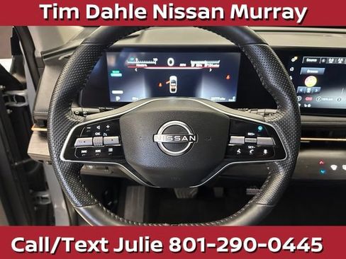Used 2025 Nissan Ariya AWD image 25