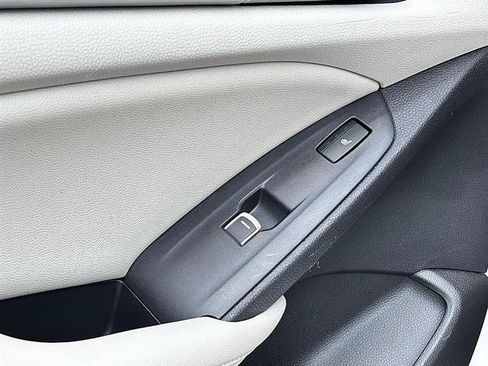 Used 2021 Honda Accord Touring image 36