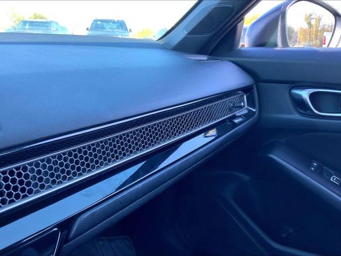 Used 2022 Honda Civic Sport image 30