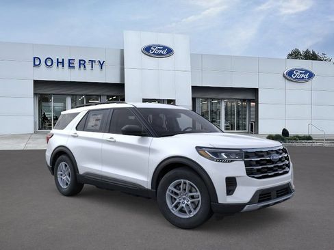 New 2026 Ford Explorer Active AWD/4WD image 7