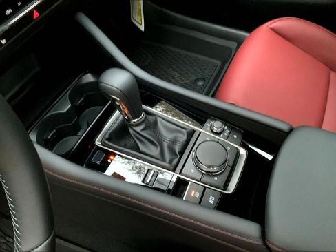 Used 2025 MAZDA MAZDA3 Carbon image 17