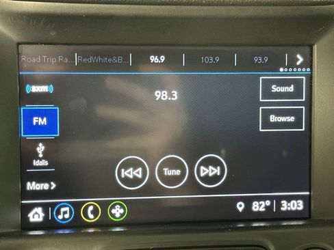 Used 2018 GMC Terrain SLT w/ Preferred Package image 16