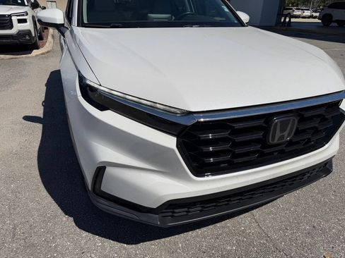 Used 2025 Honda CR-V EX-L image 13
