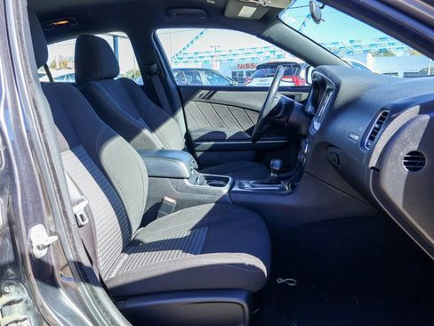 Used 2023 Dodge Charger SXT image 8