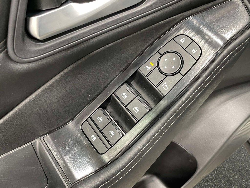 Used 2026 Nissan Rogue Dark Armor FWD image 22