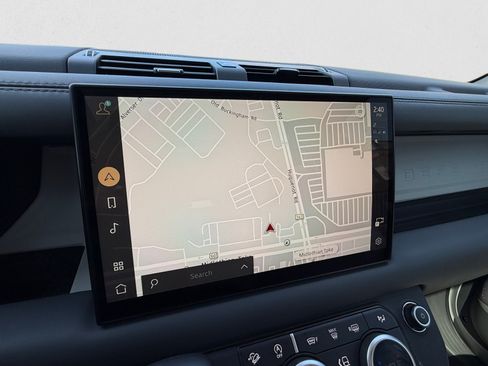 Used 2023 Land Rover Defender 130 First Edition image 16