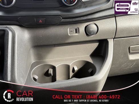 Used 2023 Ford Transit 250 Medium Roof AWD image 17