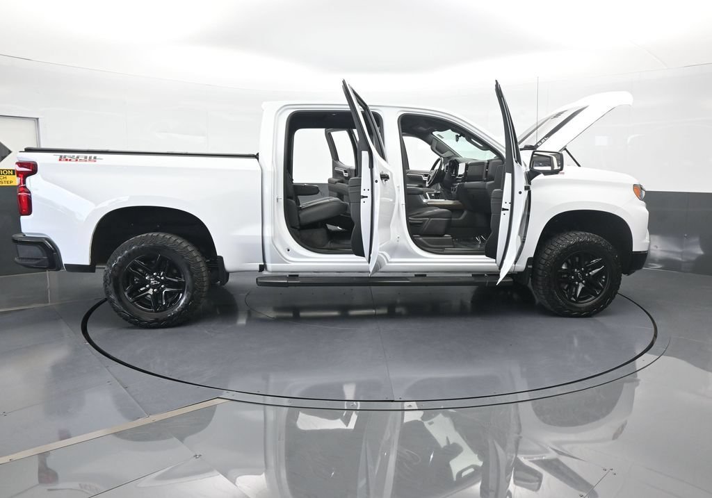 Used 2024 Chevrolet Silverado 1500 LT Trail Boss w/ LT Trail Boss Premium Package AWD/4WD image 83