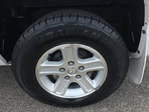 Used 2011 Dodge Dakota Big Horn RWD image 8