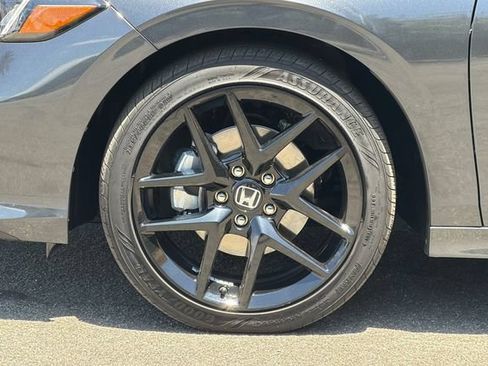 Certified 2025 Honda Civic Sport image 32
