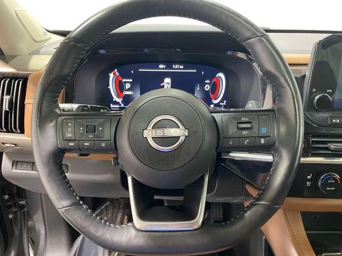 Used 2023 Nissan Pathfinder Platinum AWD/4WD image 24