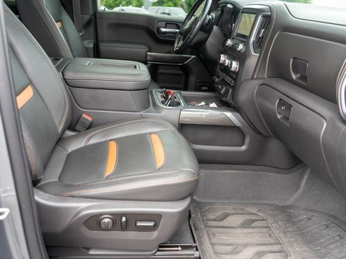 Used 2019 GMC Sierra 1500 AT4 w/ AT4 Premium Package AWD/4WD image 10