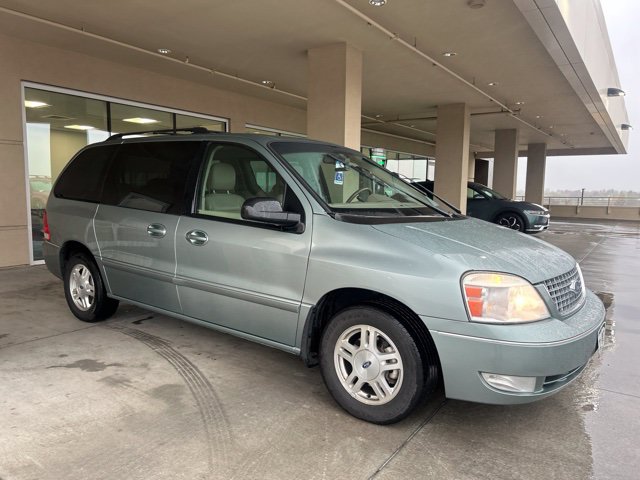 Used 2007 Ford Freestar SEL FWD image 2