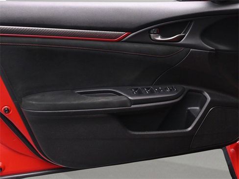 Used 2018 Honda Civic Type R image 9