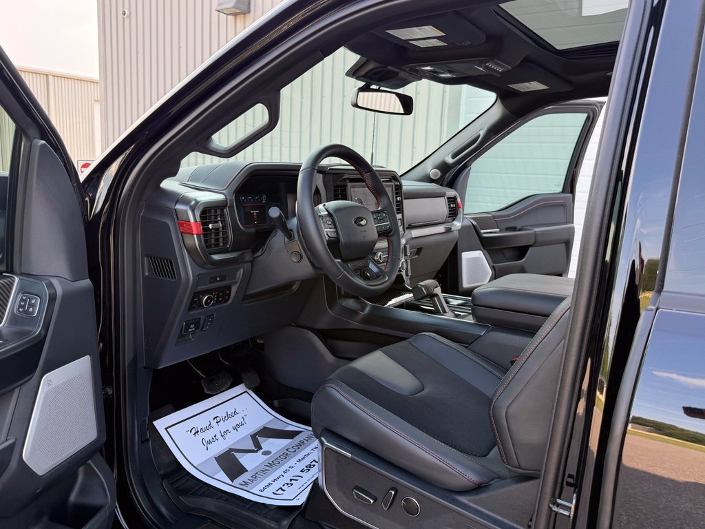 Used 2025 Ford F150 Raptor AWD/4WD image 23