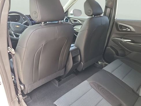 New 2026 Chevrolet Trax LT w/ Driver Confidence Package image 15