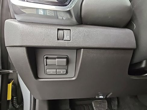 New 2026 GMC Canyon Elevation w/ Convenience Package image 27