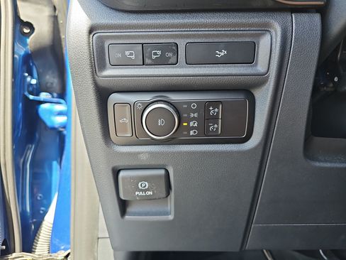 Used 2023 Ford F150 XLT w/ Equipment Group 302A High RWD image 29