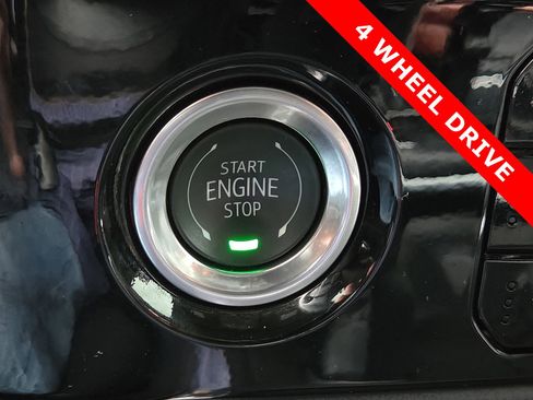 Used 2024 GMC Sierra 1500 SLT w/ SLT Convenience Package image 20