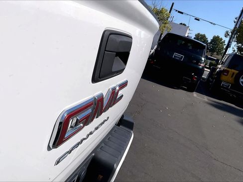 Used 2022 GMC Canyon Elevation RWD image 29