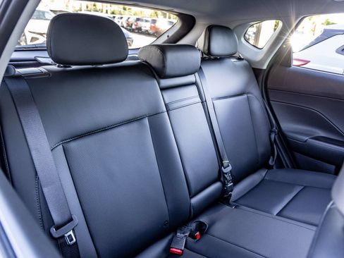 Used 2024 Hyundai Kona Limited FWD image 34