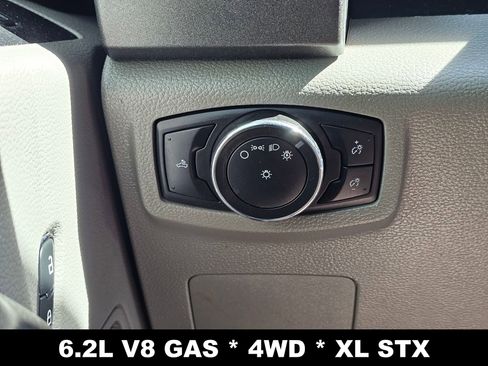 Used 2021 Ford F250 XL w/ STX Appearance Package image 21