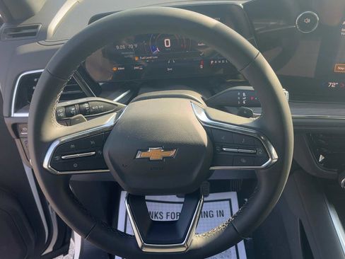 New 2026 Chevrolet Suburban LS AWD/4WD image 18
