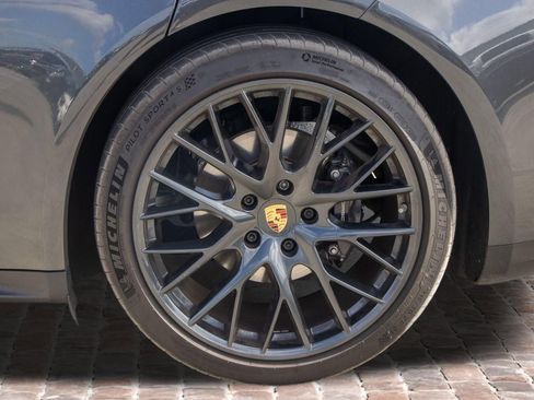 Used 2019 Porsche Panamera 4 AWD/4WD image 38