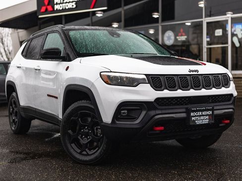 Used 2023 Jeep Compass Trailhawk w/ Trailhawk Elite Group image 1