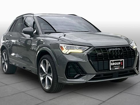 Used 2021 Audi Q3 2.0T Premium Plus w/ Premium Plus Package AWD/4WD image 3