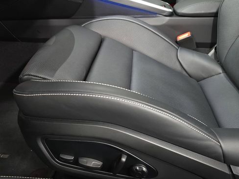 Certified 2025 Porsche 911 Carrera 4 GTS AWD/4WD image 25