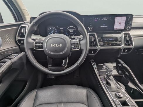 Certified 2023 Kia Sorento SX AWD/4WD image 14