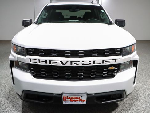 Used 2021 Chevrolet Silverado 1500 Custom image 4