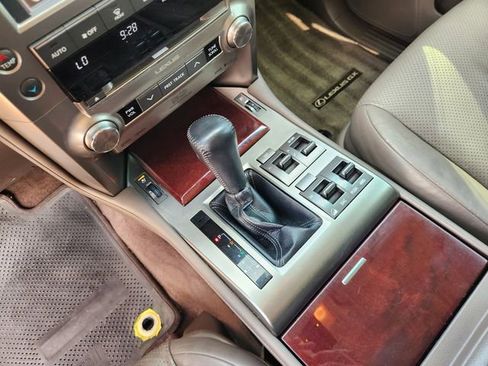 Used 2015 Lexus GX 460 Luxury AWD/4WD image 19