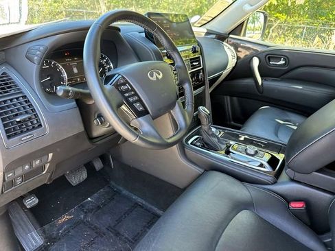 Used 2024 INFINITI QX80 Luxe image 11