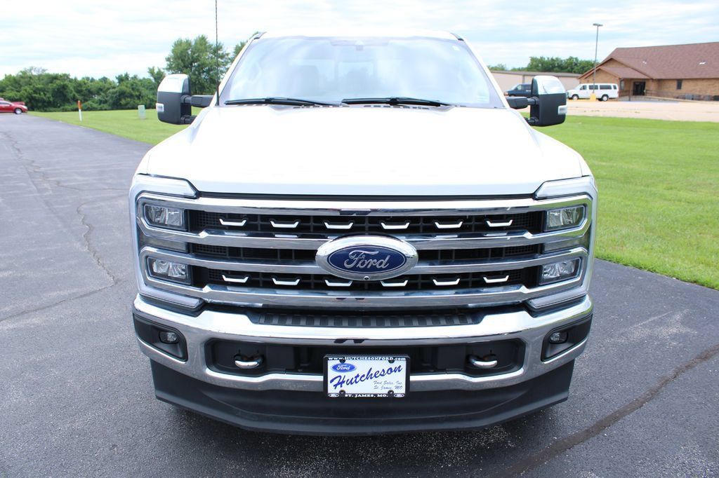 Used 2024 Ford F350 Lariat w/ Chrome Package AWD/4WD image 2