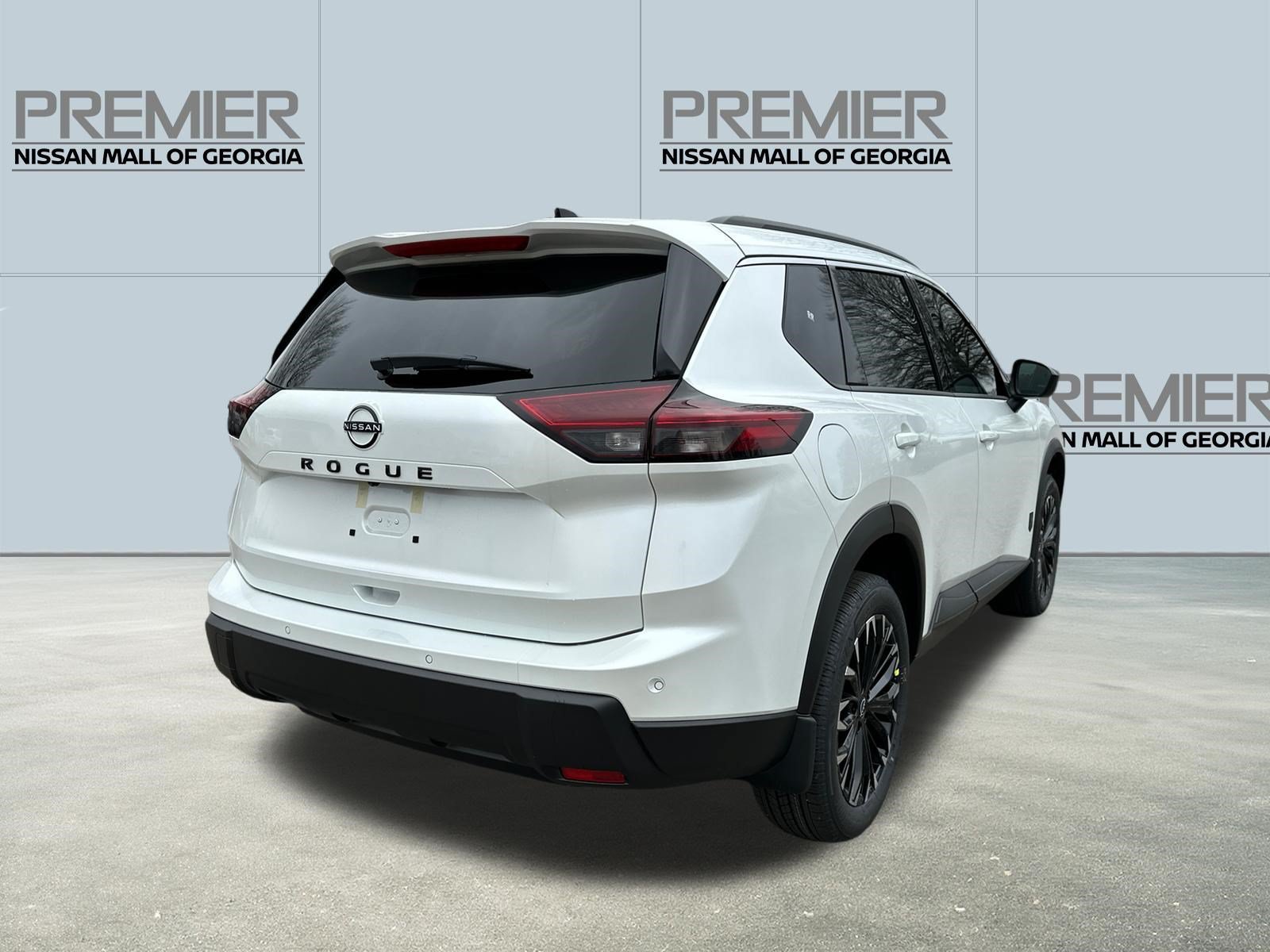 New 2026 Nissan Rogue Dark Armor FWD image 5