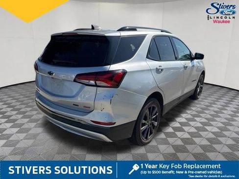 Used 2022 Chevrolet Equinox RS w/ Infotainment Package AWD/4WD image 7
