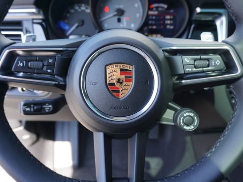 New 2026 Porsche Macan S image 22